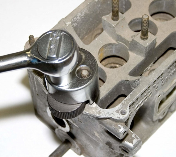 Cheie extractoare bolturi Troy 26156, Ø6-19 mm [5]