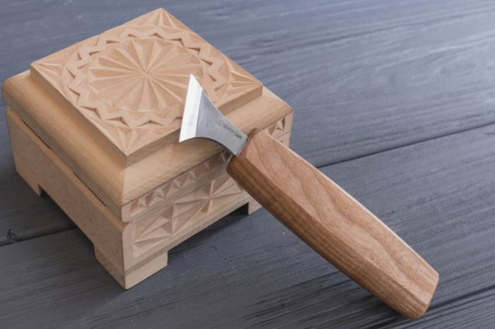 Cutit cu ascutis oblic pentru sculptura geometrica in lemn BeaverCraft C10s, 140 mm [9]