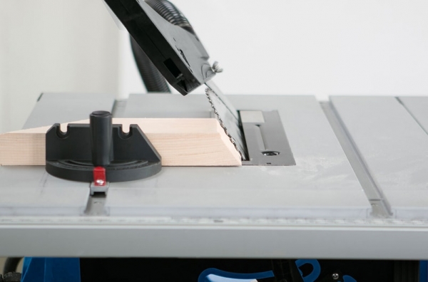 Fierastrau circular cu masa pentru taieri inclinate HS105 Scheppach 5901308901, 2000 W, Ø255 mm [4]