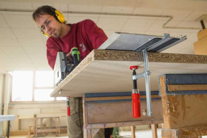 Menghina cu surub pentru fixare sine de ghidaj Bessey GTR12, 12x8 mm [3]