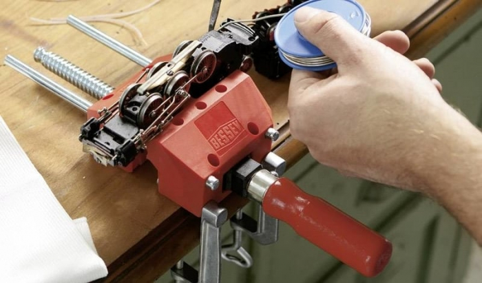 Menghina de masa cu bacuri pentru prinderi drepte sau inclinate Bessey S10-ST, 100 mm [6]