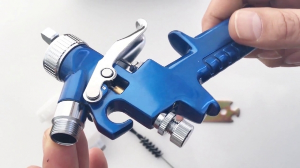 Pistol de vopsit cu aer comprimat Troy 18620, 125 ml, Ø1.0 mm [3]