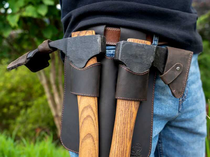 Suport pentru topoare din piele BeaverCraft S-AX1/AX2, 2 buzunare [5]