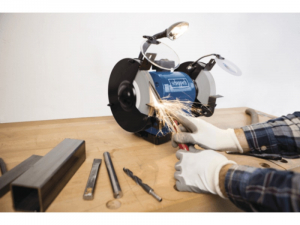 Polizor de banc combinat umed si uscat BG200W Scheppach 5903105903, 250 W, Ø150-Ø200 mm [2]