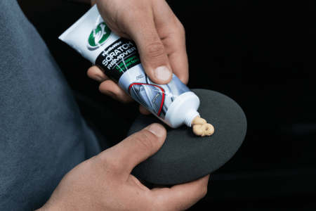 Solutie indepartare zgarieturi de pe caroserie Turtle Wax FG7422, 100 g [1]