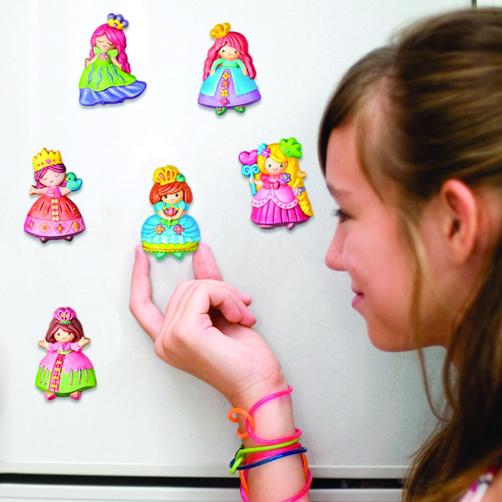 Atelier creativ Modeleaza si picteaza - Printesa cu sclipici, + 5 ani [5]