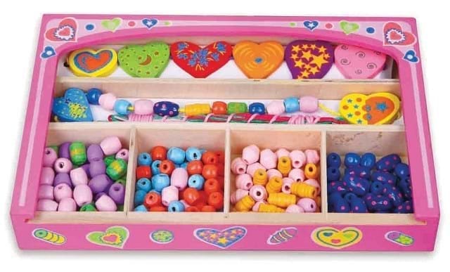 Jucarii din lemn - Caseta din lemn cu bijuterii, New Classic Toys, 2-3 ani +