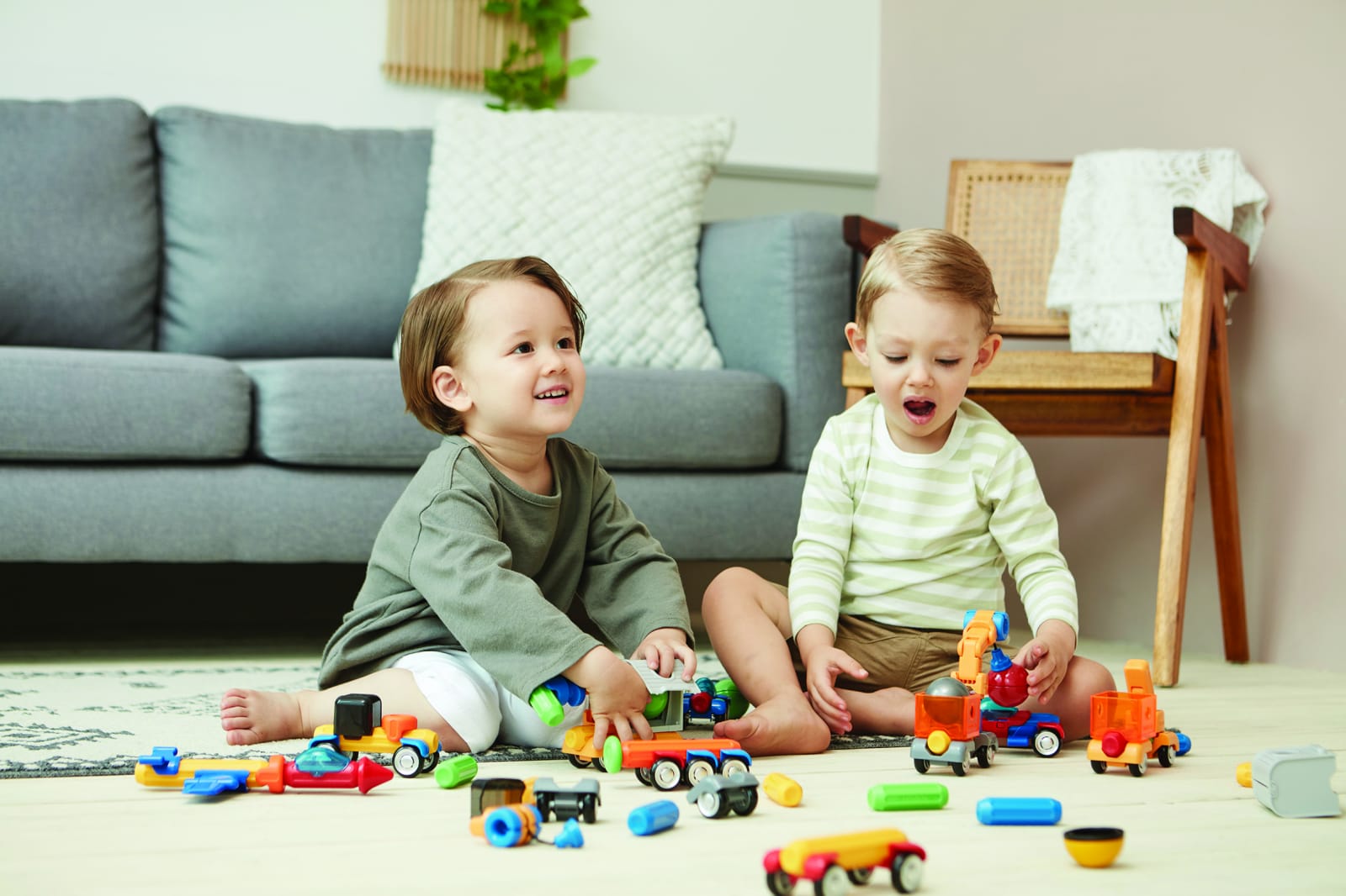 Joc cu magneti Stick-O, Set de construit vehicule, 26 piese, Clicstoys, 2-3 ani + [3]