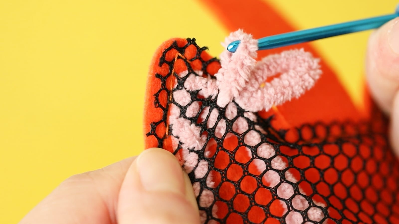 Kit DIY Loopie Fun -  Prima mea geanta de plus bucle, Ursulet, + 6 ani [8]