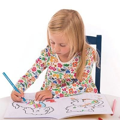Carte de colorat cu activitati in limba engleza si abtibilduri Primele cuvinte FIRST WORDS, Orchard Toys, 2-3 ani + [5]