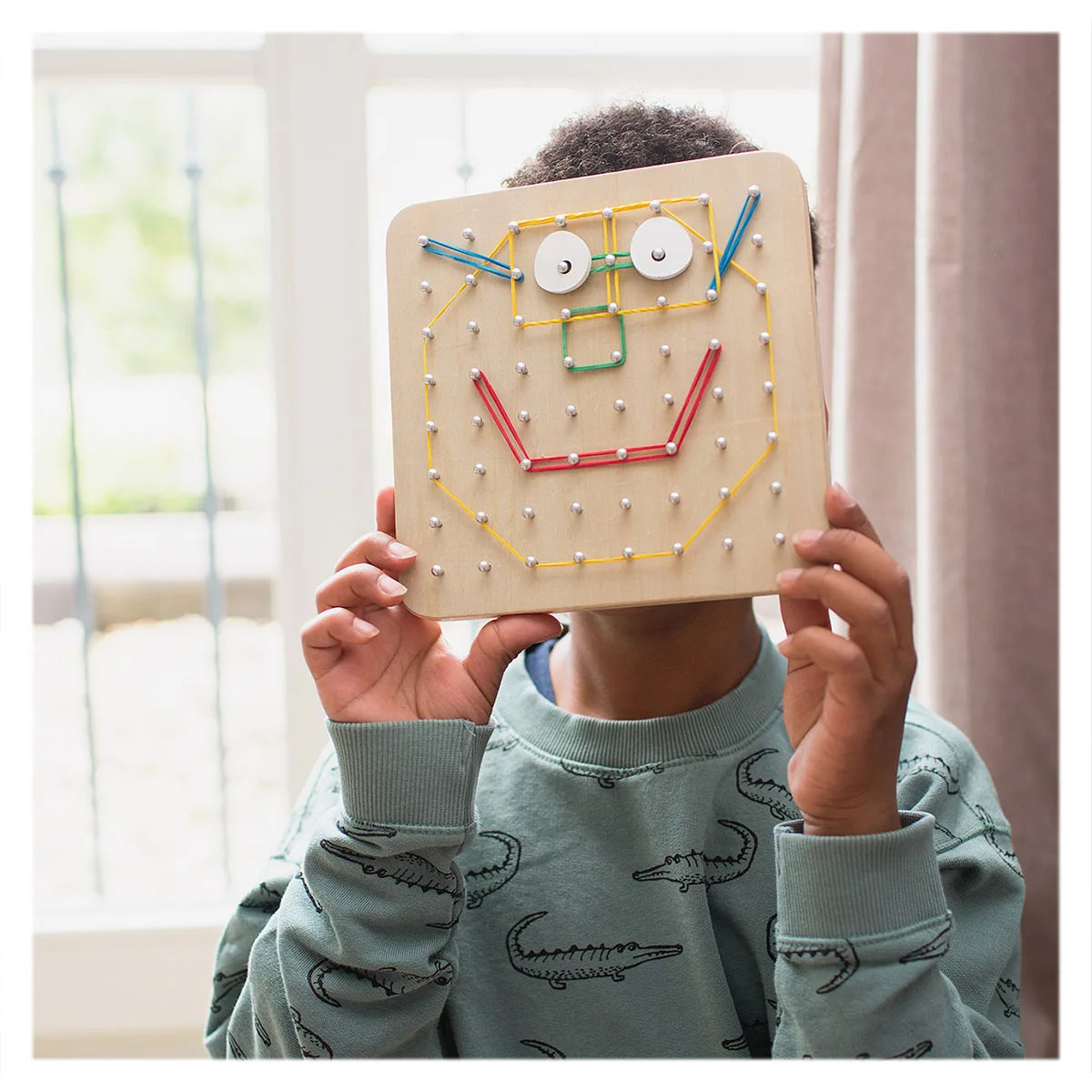 Geoboard, joc creativ cu elastice [4]
