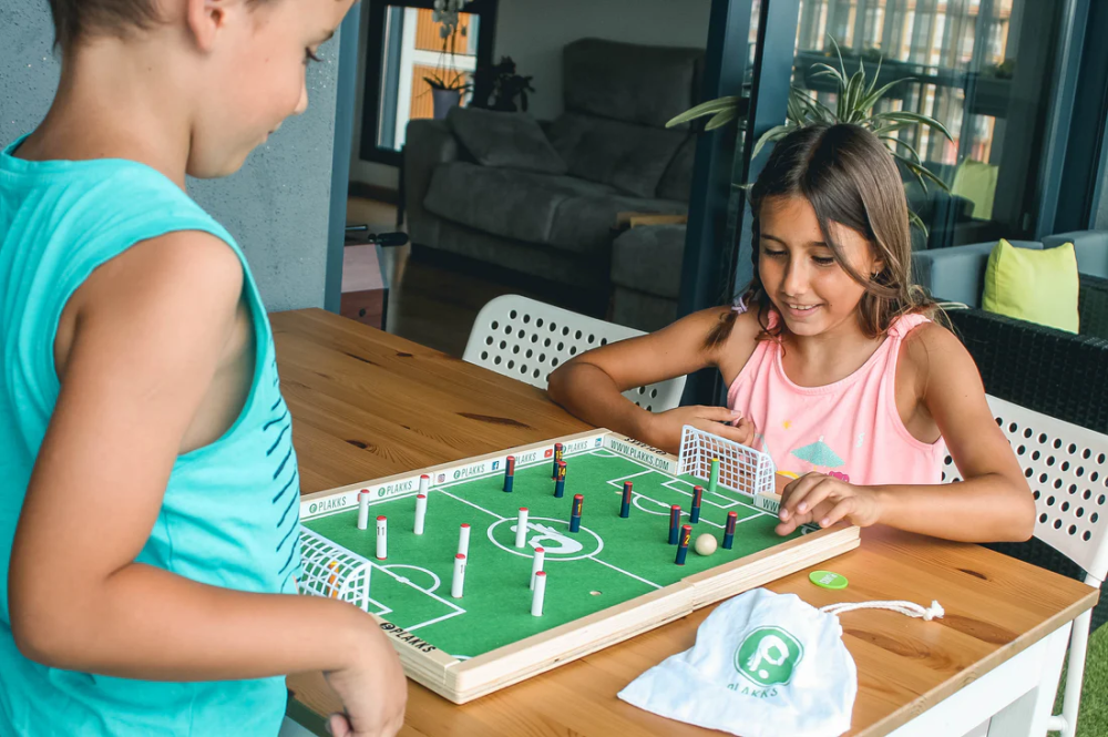 Joc de masa - fotbal, Plakks [10]