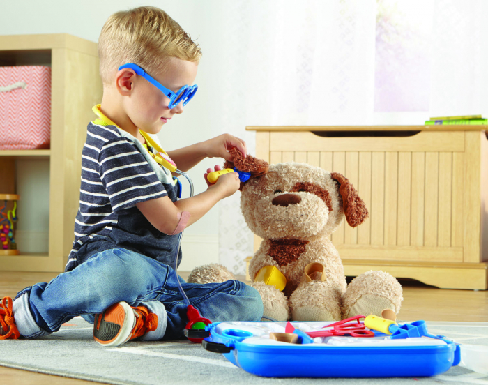 Joc de rol - trusa micului medic, Learning Resources, 2-3 ani + [6]