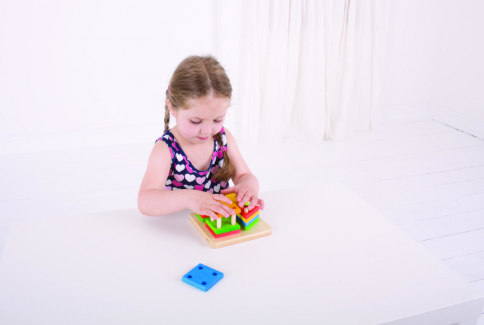 Joc de sortare - 4 forme geometrice, BIGJIGS Toys, 1-2 ani + [6]