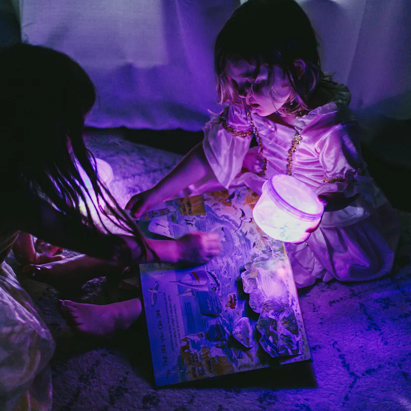 Jucarie senzoriala luminoasa Lumi - Glo Cube, mov [4]