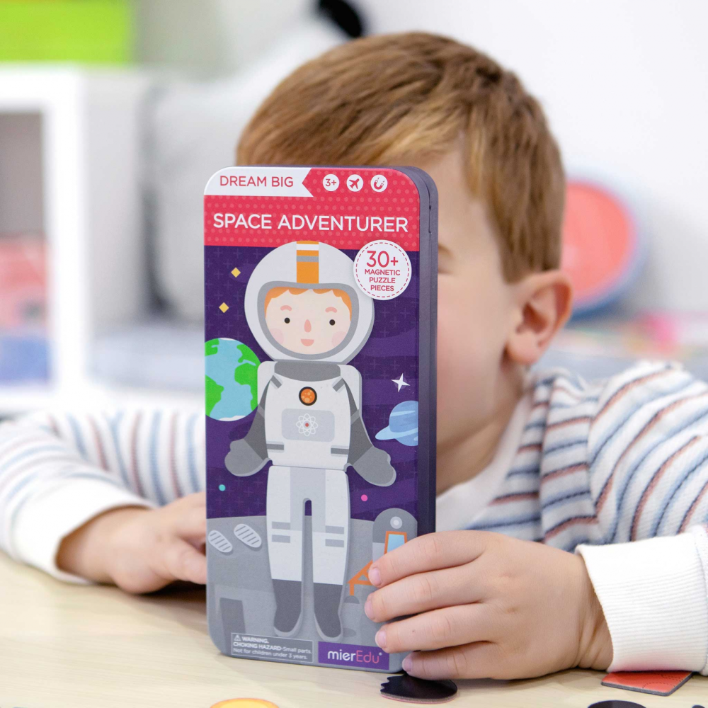 Puzzle magnetic in cutie metalica, joc de potrivire si asociere - Aventurierii Spatiului [3]