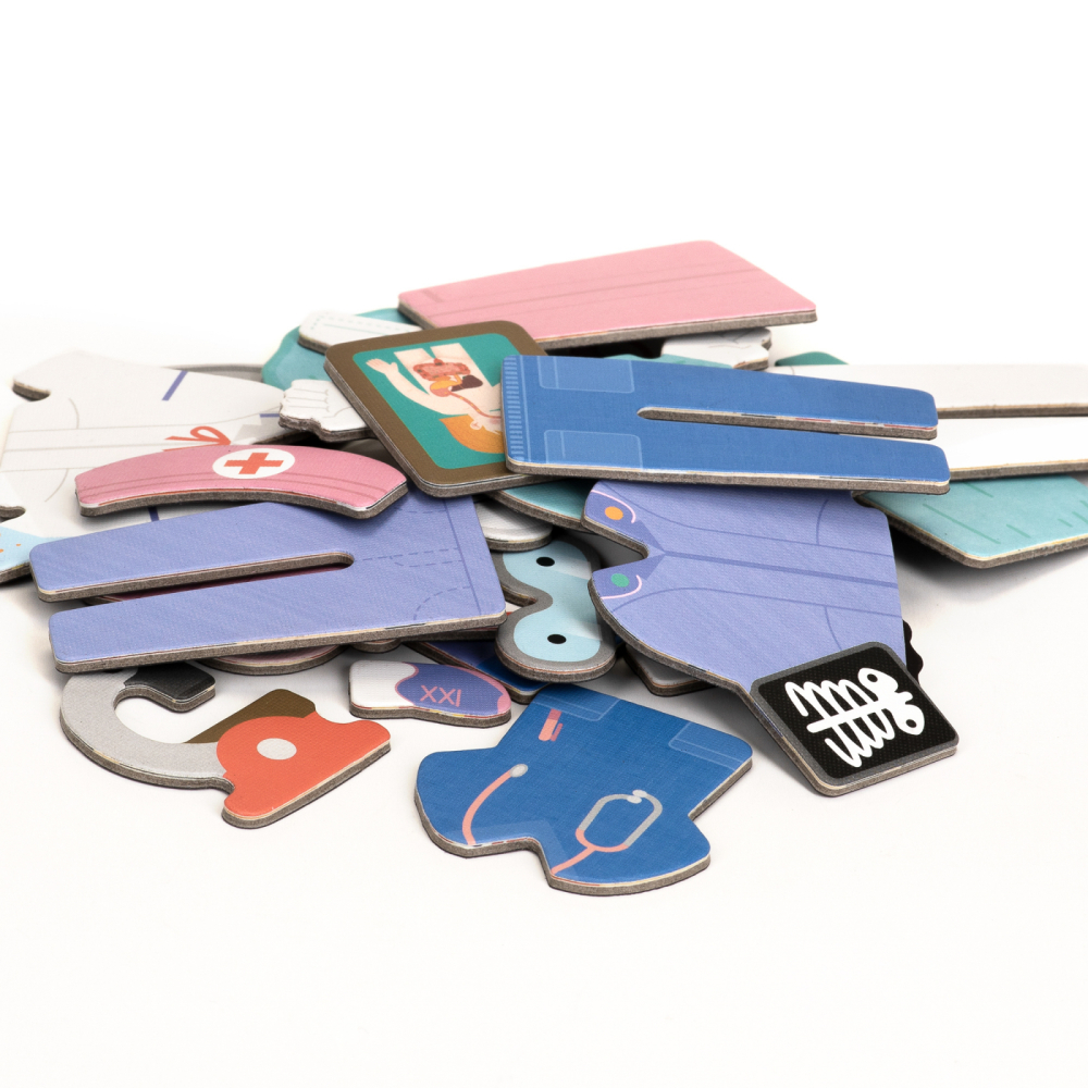 Puzzle magnetic in cutie metalica, joc de potrivire si asociere - Doctor [8]