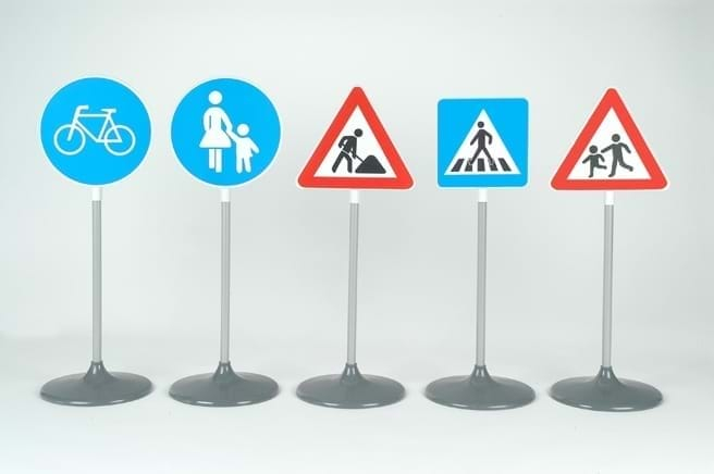 Set ce contine 5 semne diferite de circulatie, Klein, 2-3 ani + [2]