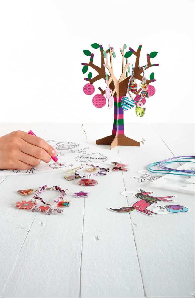 Set creativ - Creează bijuterii cu Magic Plastic, Apli Kids, 6 ani+ [4]