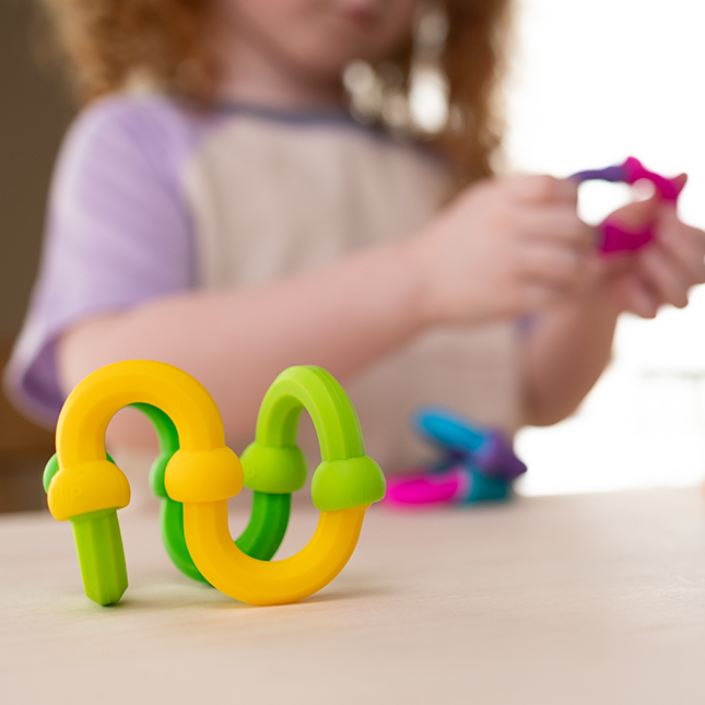 Set de constructie creativa cu elemente flexibile din silicon Plip Links [5]