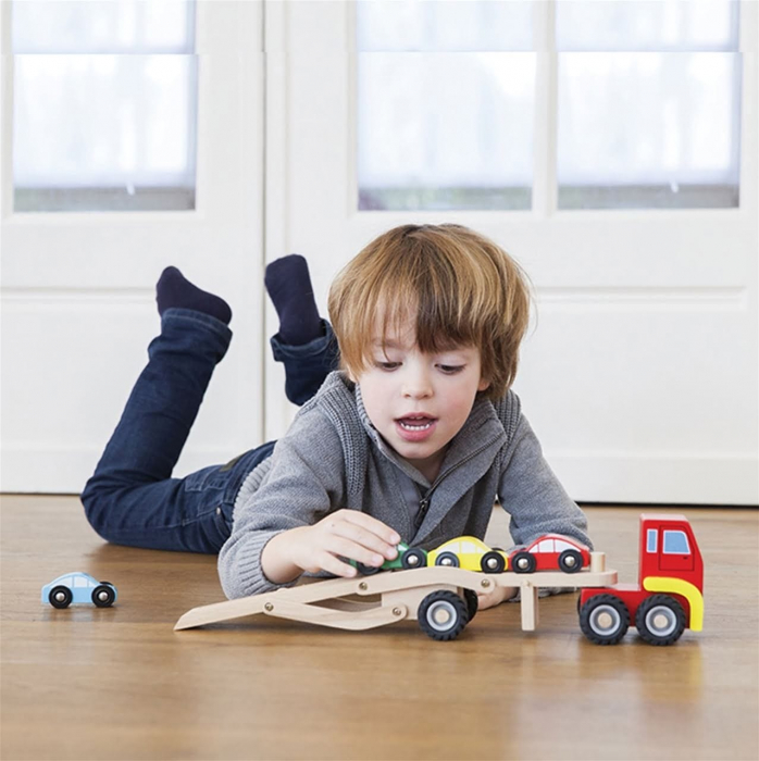 Transportor masini din lemn, New Classic Toys, 1-2 ani + [4]