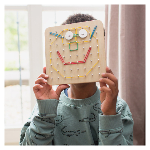 Geoboard, joc creativ cu elastice [3]