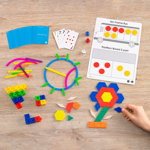 Jucarii si jocuri copii - Invat matematica acasa - kit educativ 6-7 ani