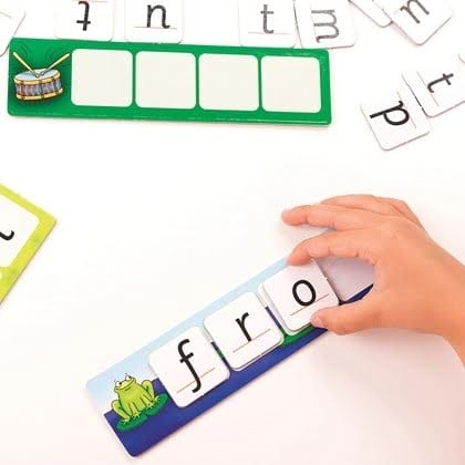 Joc educativ in limba engleza Potriveste si formeaza cuvinte MATCH AND SPELL, Orchard Toys, 4-5 ani + [3]