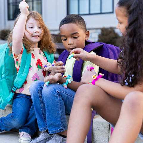 Set Bratara si inel cu talismane pop-it Plip Charms, mov [3]