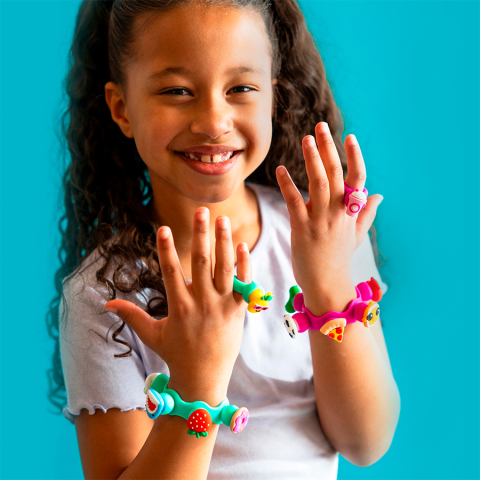 Set Bratara si inel cu talismane pop-it Plip Charms, roz [7]