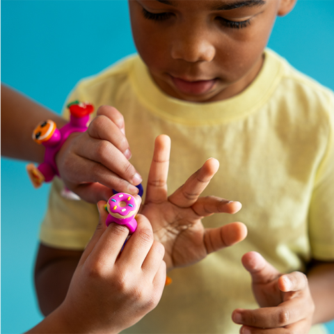 Set Bratara si inel cu talismane pop-it Plip Charms, turcoaz [2]