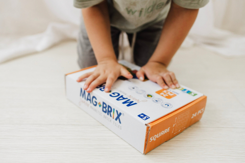 Set magnetic Magbrix Junior 24 piese patrate - compatibil cu caramizi de constructie tip Lego Duplo [2]