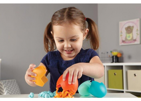 Set pentru sortat si numarat - Dinozauri colorati, Learning Resources, 2-3 ani + [5]