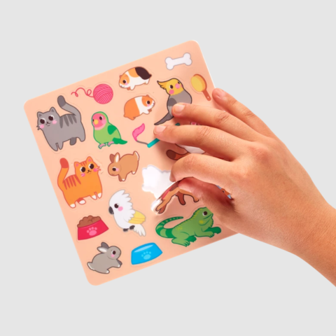 Set planse si jocuri cu abtibilduri repozitionabile - Animale prietenoase [4]