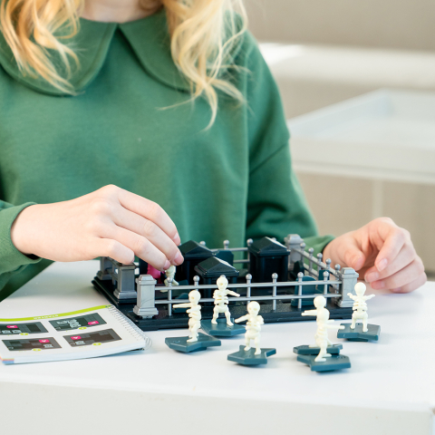 Smart Games - Graveyard Shift, joc de logica cu 80 de provocari, 10+ ani [4]