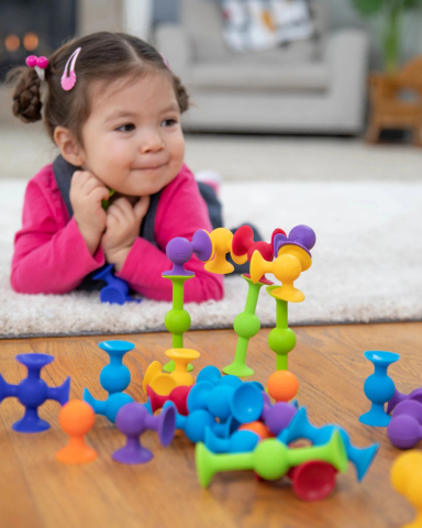 Squigz Deluxe, Set de constructie cu 44 de piese cu ventuze [2]