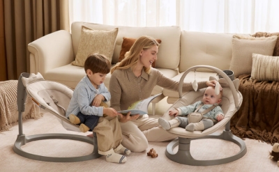 Balansoar electric Momcozy 2 in 1 - leagan care devine scaun stationar