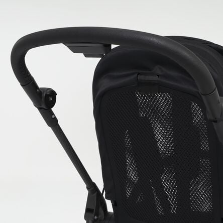 Carucior Cybex Melio Carbon Magic Black - spatar respirabil