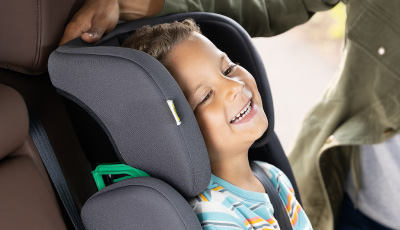 Scaun auto Graco Junior Maxi i-Size Navy - tetiera reglabila in 10 pozitii