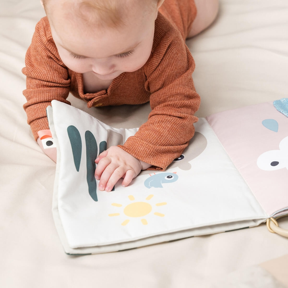 Carte moale pentru tummy time Done by Deer Deer Friends Multicolor [8]