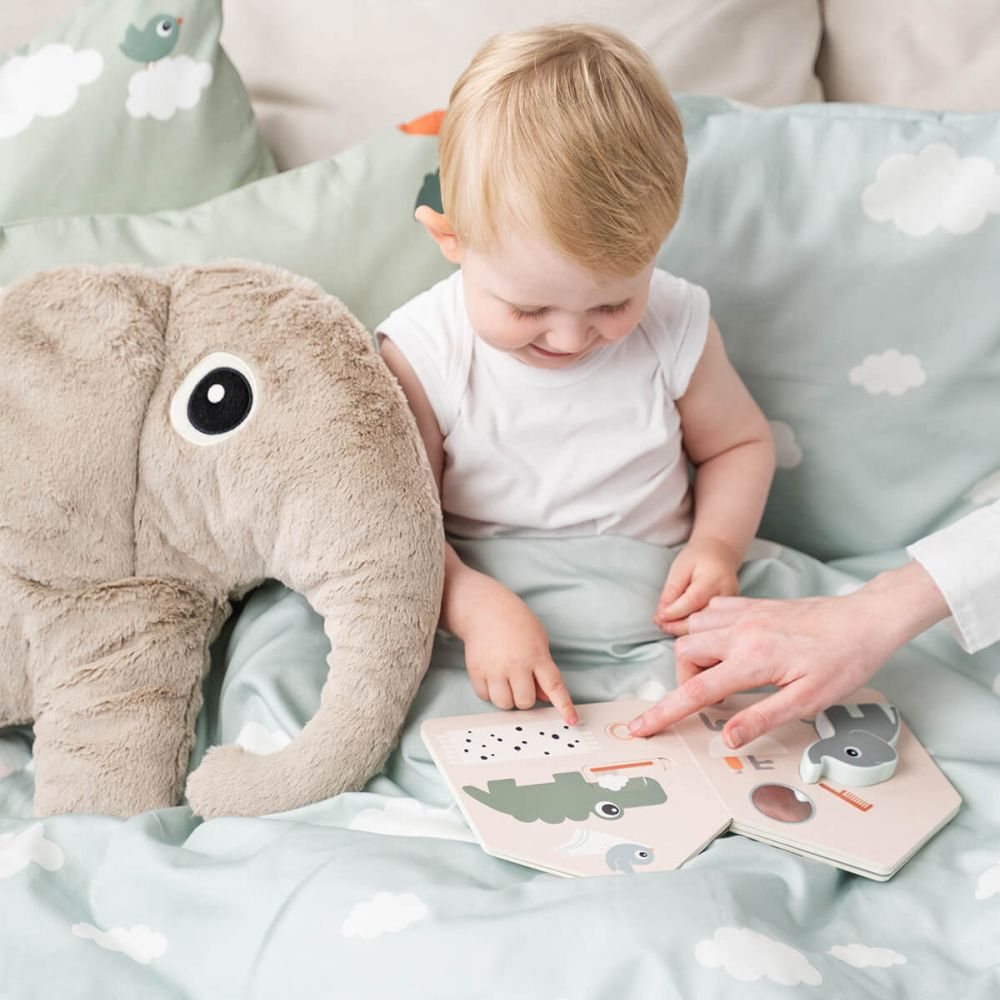 Carticica jucarie educativa Done by Deer Casa lui Elphee [5]