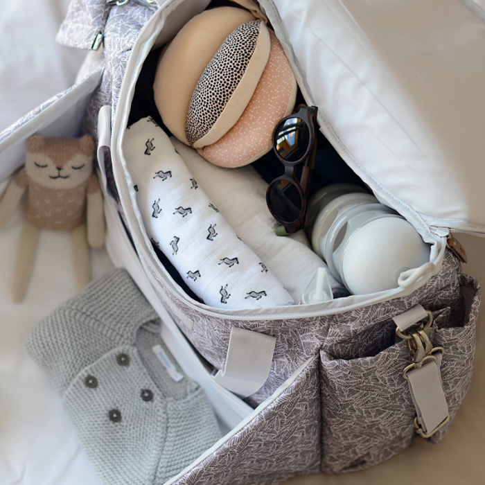 Geanta de infasat Beaba Sydney II Playprint Jungle-Resigilat [7]