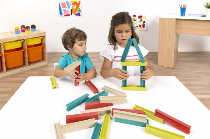 Joc de constructii cu sine [3]