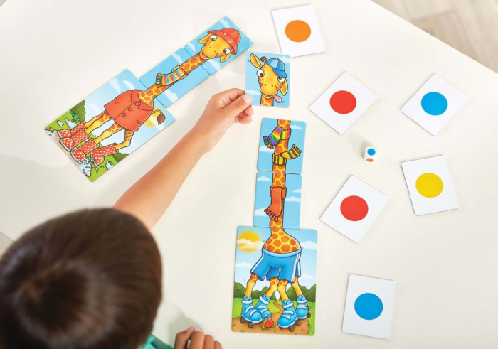 Joc educativ Orchard Toys Giraffes in Scarves [7]