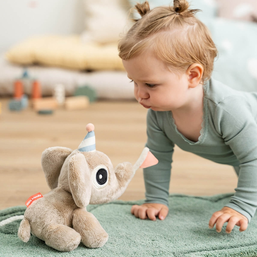 Jucarie de plus in cutie cadou Done by Deer Cuddle Bestie Elphee Bej [5]