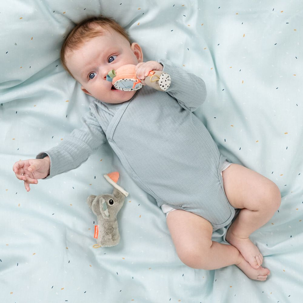 Jucarie senzoriala zornaitoare Done by Deer cu oglinda Celebration [4]