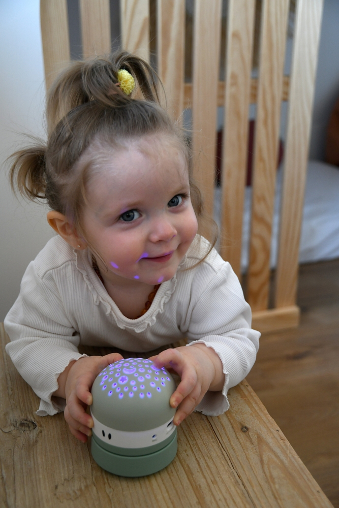 Lampa de veghe cu proiector Beaba Pixie Sage Green [5]