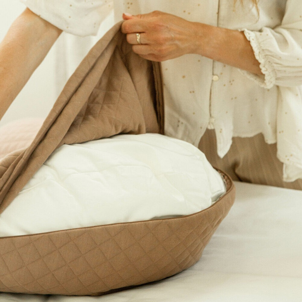 Perna gravide si alaptare Beaba Big Flopsy 170 cm Fleur de Coton Cocoa [5]