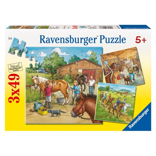 Puzzle Ravensburger Lumea Cailor, 3X49 Piese