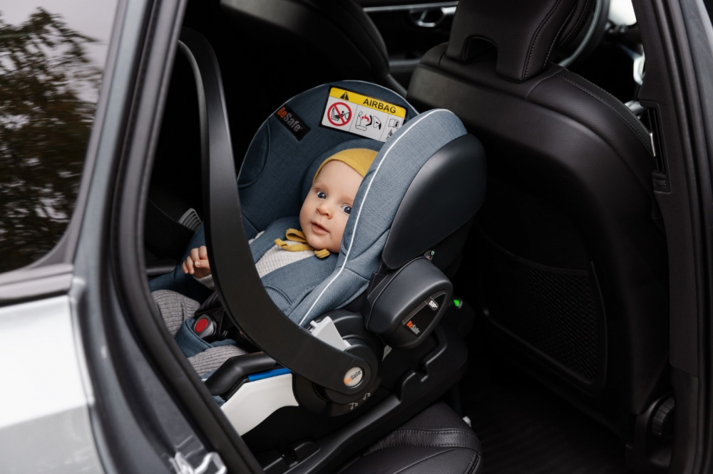 Scoica auto BeSafe iZi Go Modular X2 i-Size Peak Mesh [4]